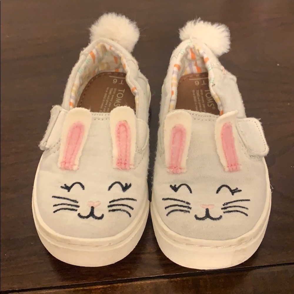 Toddler girl Toms